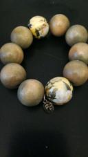 Bracelet perles de bois FF