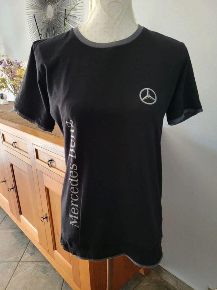 Tee-shirt manches courtes logo Mercedes-Benz taille M - photo numéro 1