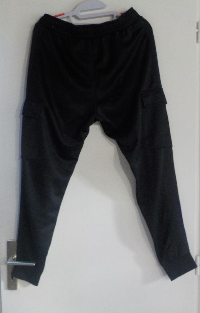 PANTALON JOGGING NIKE NOIR TAILLE S - photo numéro 3