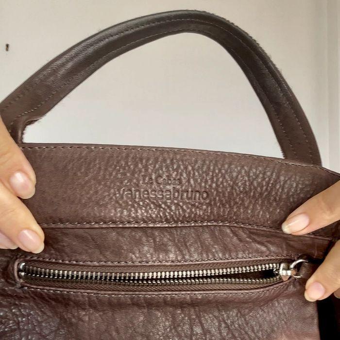 Grand sac cabas Vanessa Bruno en cuir brun très bon état - photo numéro 5