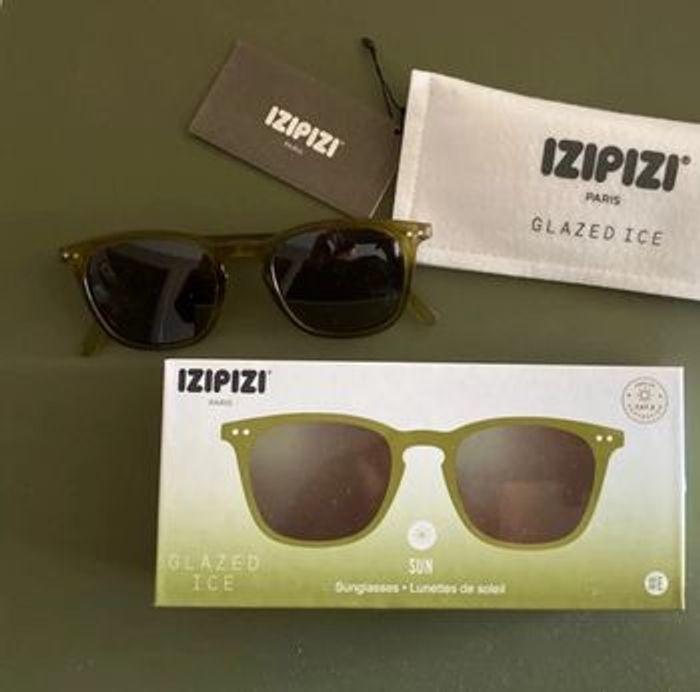 Izipizi lunettes de soleil kaki neuves - photo numéro 1