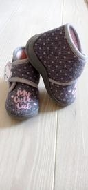 Chaussons botillons chaud fille (pointure 20)