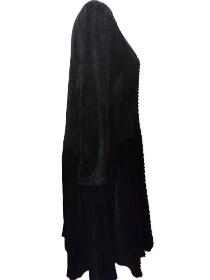 Robe velours noir manche longue Taille 50. - photo numéro 2