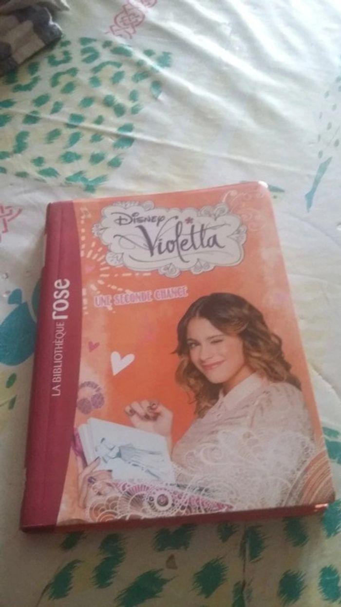 Lot de 5 livres Violetta - photo numéro 4