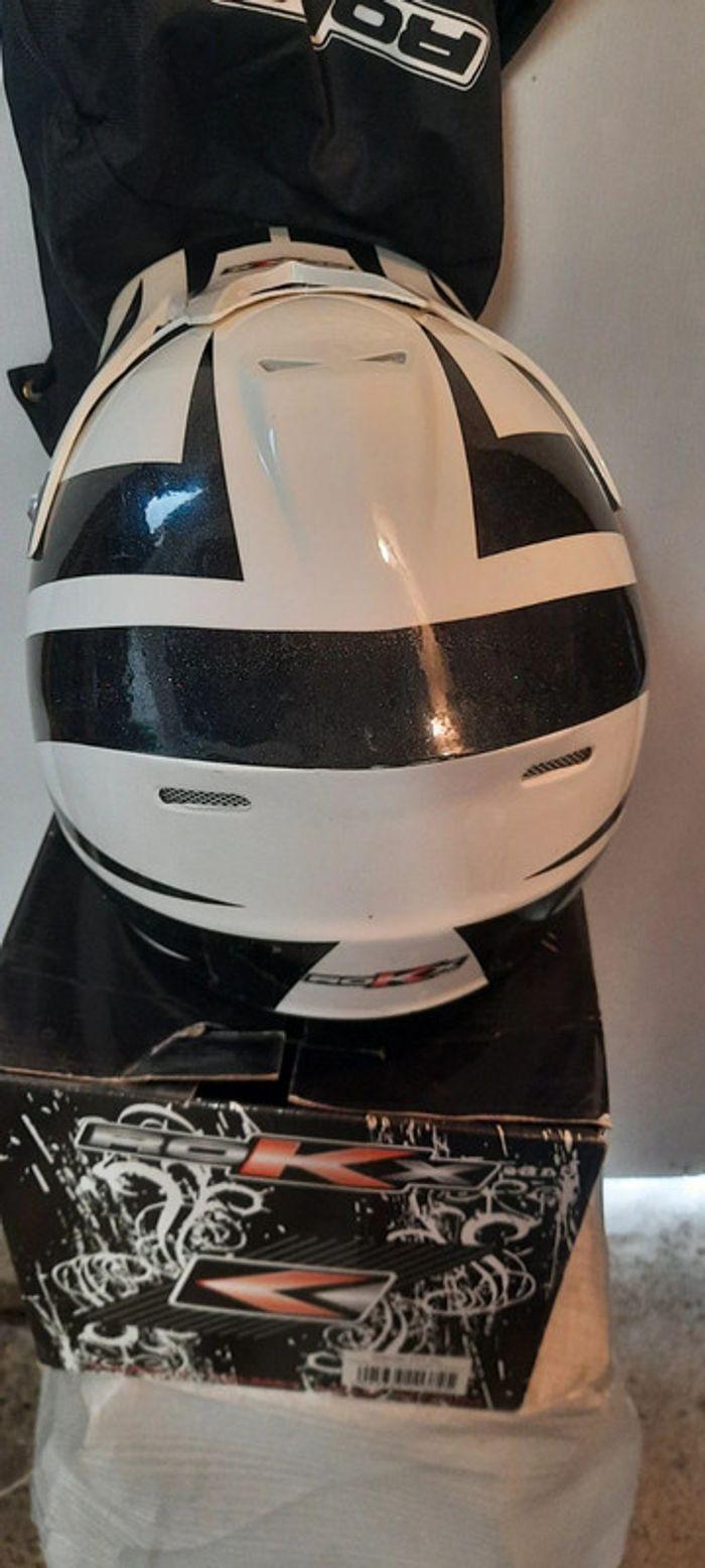 casque moto cross enfant 
taille L
 53/54cm
rokx helmet - photo numéro 5