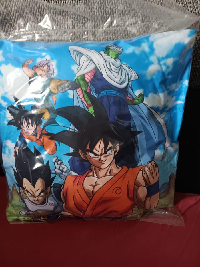 Coussin dragonballz - photo numéro 3