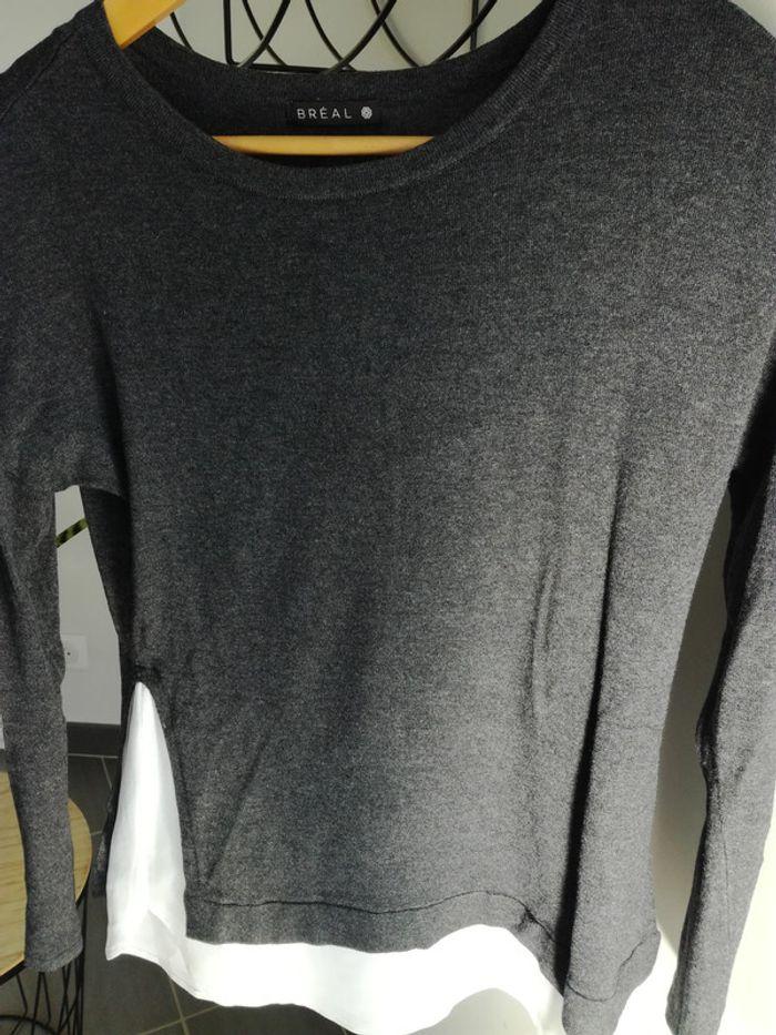 t shirt gris - photo numéro 2