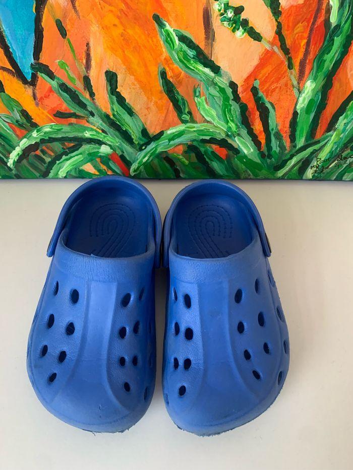 Crocs garçon taille 24 - photo numéro 2