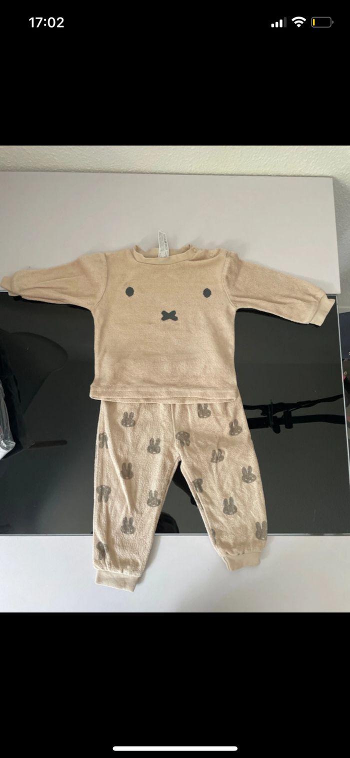 Pyjamas bébé