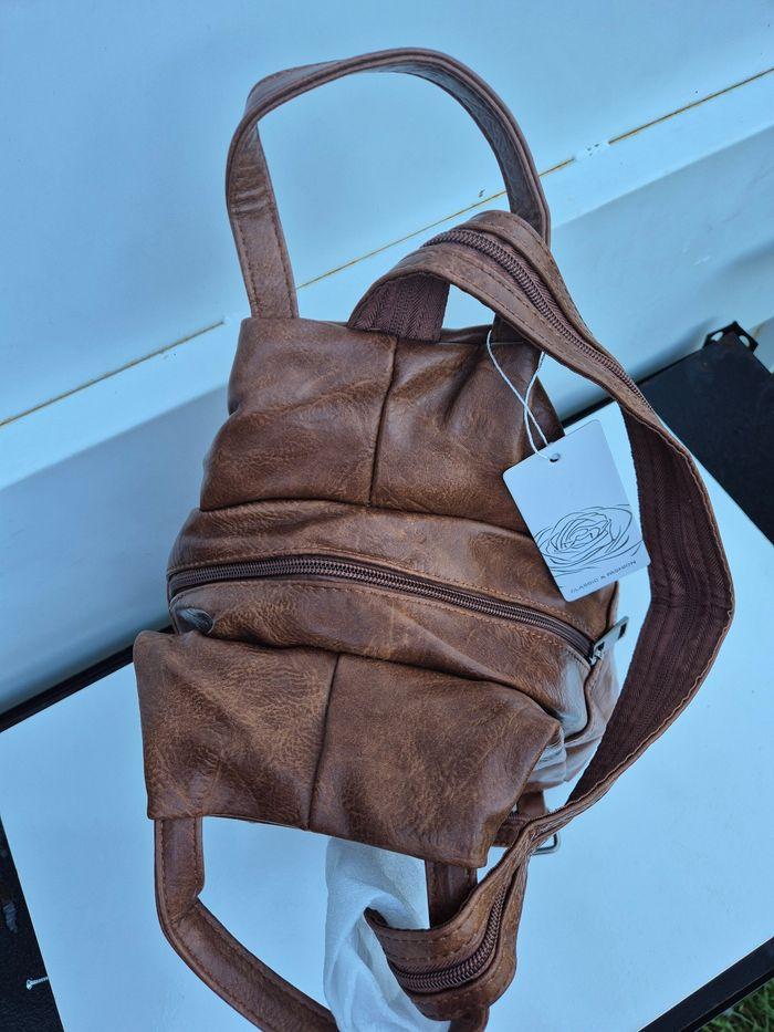 Neuf avec ticket sac cuir pu très bonne qualité - photo numéro 9