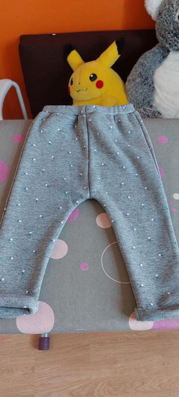 Joli lot bébé fille 18 mois Kiabi Tex grenouillères body sweat pantalon très bon état - photo numéro 9