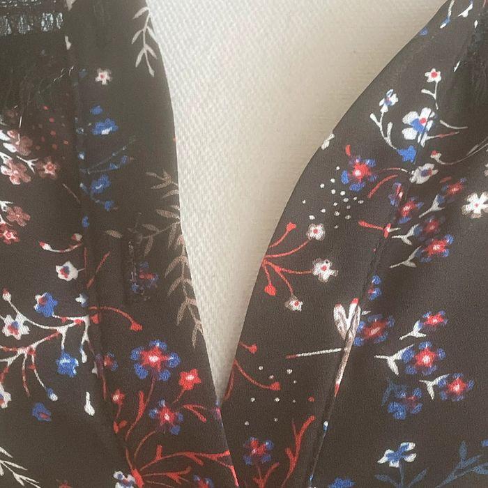 Chemise noir à motif fleurs - photo numéro 4