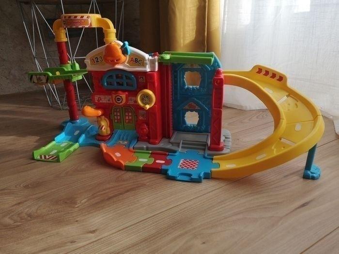 Vtech Maxi caserne Pompier - photo numéro 1