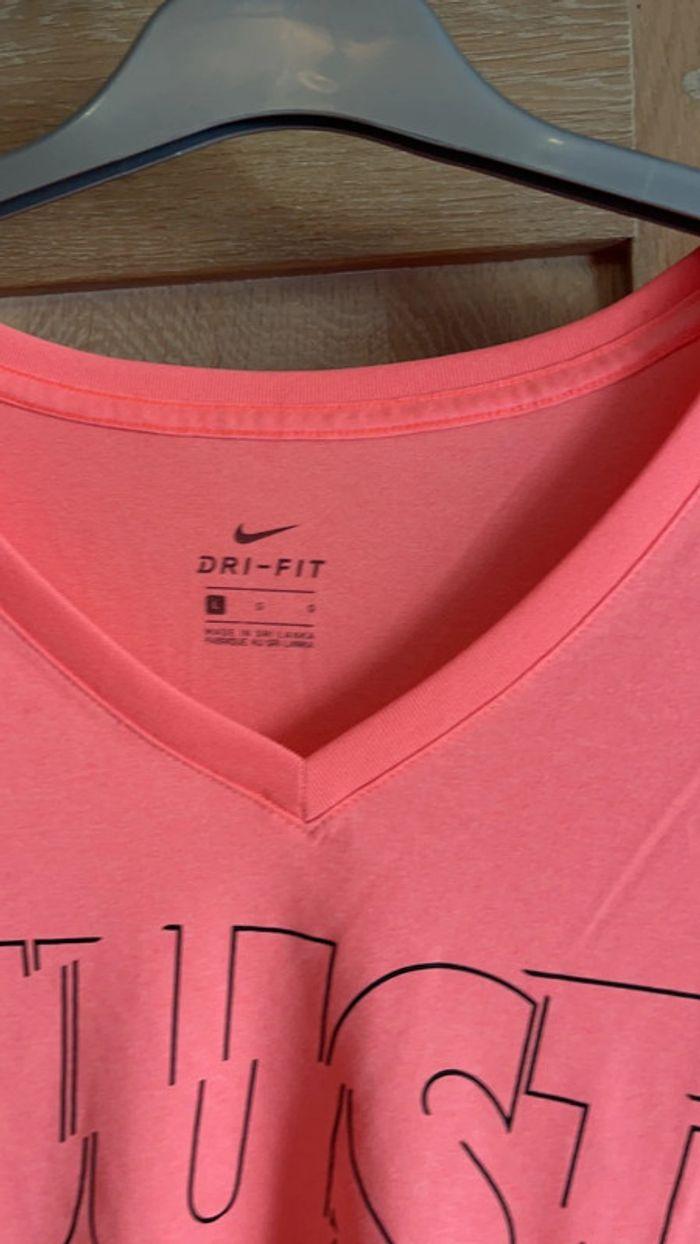 T-shirt Nike - photo numéro 2