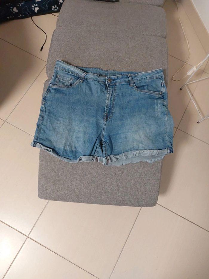 Short jeans  grande taille - photo numéro 1