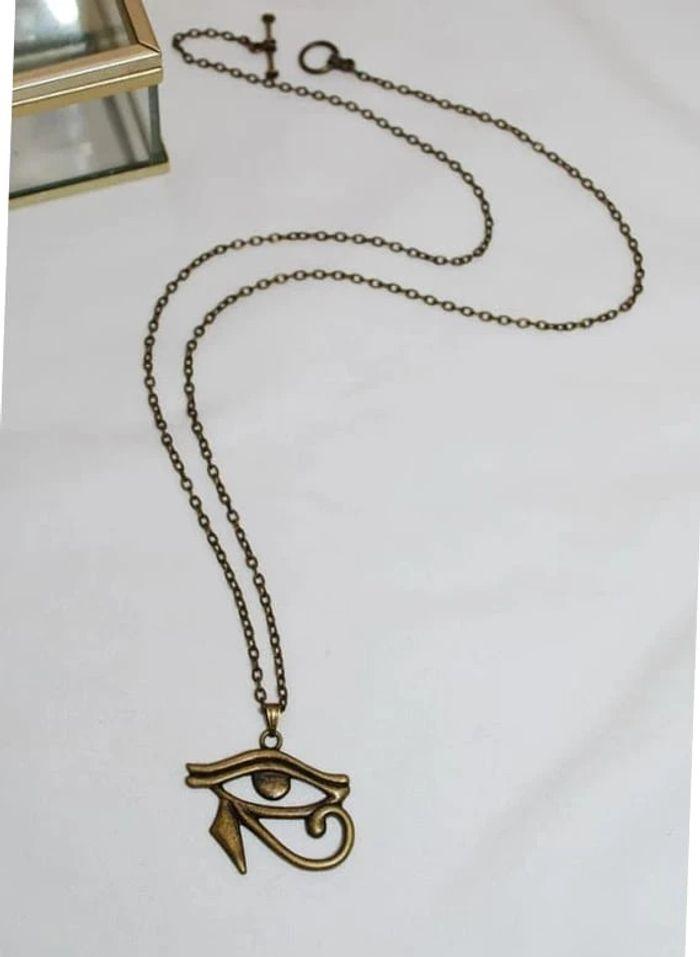 Collier oeil d'horus protecteur couleur bronze used - photo numéro 2