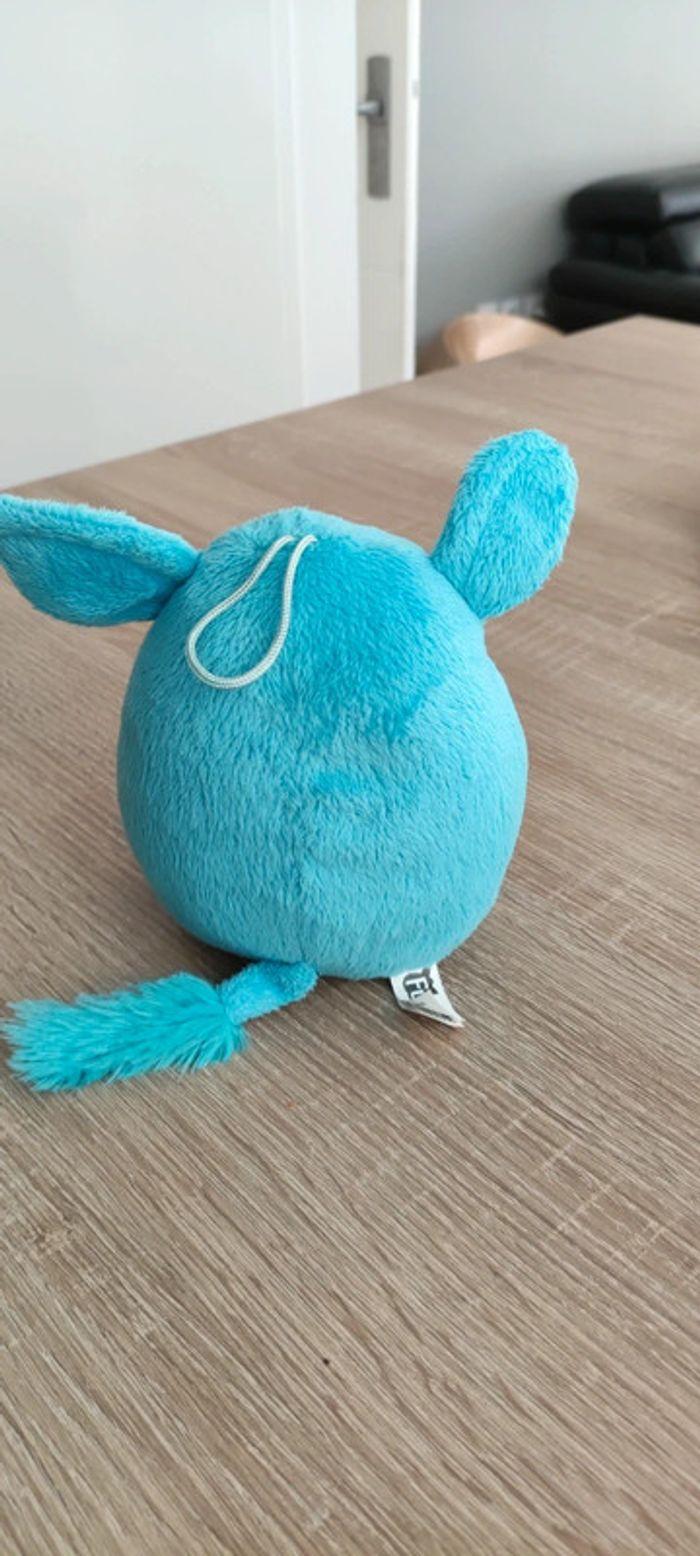 Doudou peluche Furby bleu - photo numéro 3