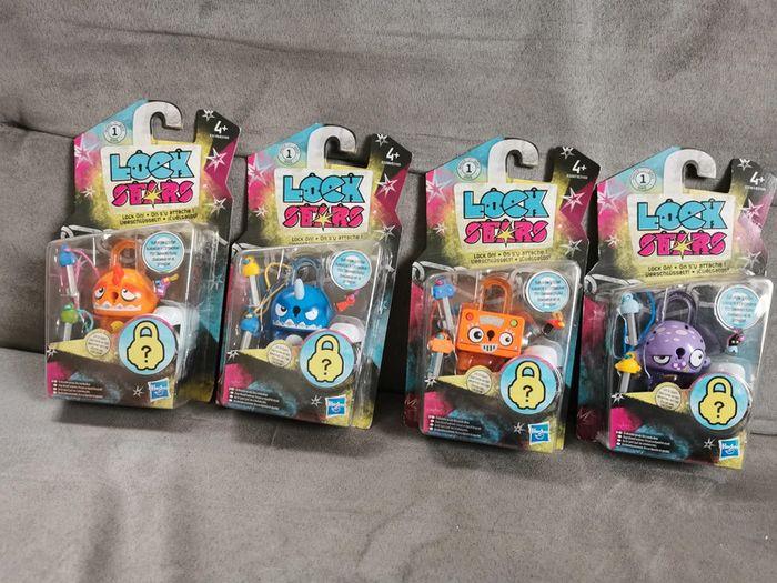 Lot n°2 de 4 Jeux Hasbro lock stars série 1 - photo numéro 1