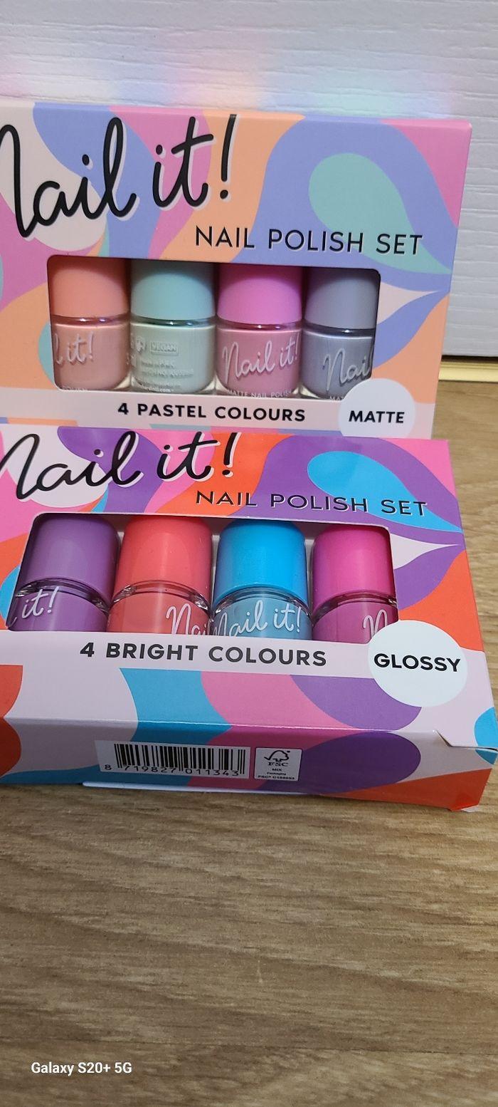 Lot de deux coffret vernis à ongles neuf - photo numéro 1