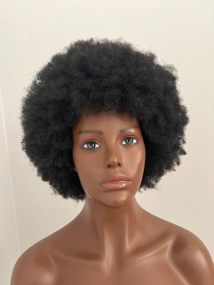 Perruque afro cheveux crépus brune foncé/ noire - photo numéro 7