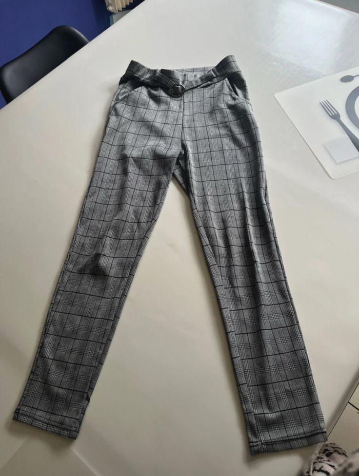 Pantalon - photo numéro 1