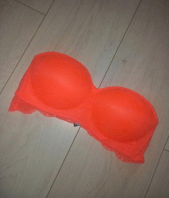 soutien gorge bandeau corail - photo numéro 1