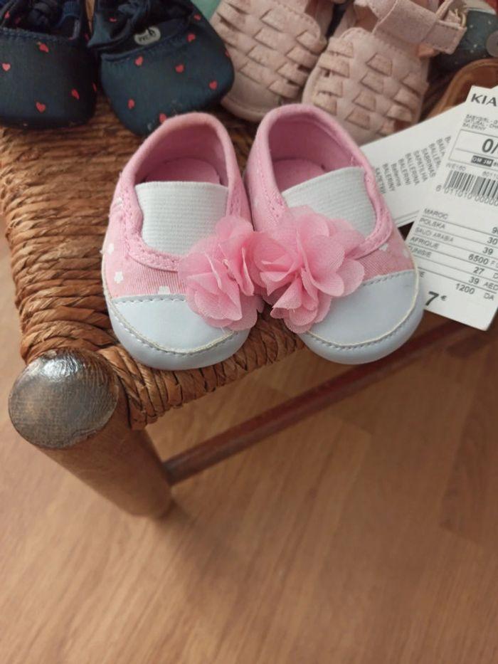 Lot chaussures bébé fille tbe - photo numéro 2