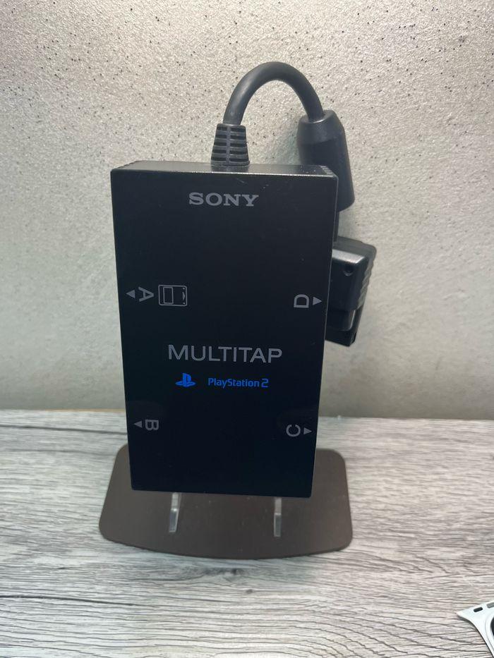 Multitap pour ps2 - photo numéro 1