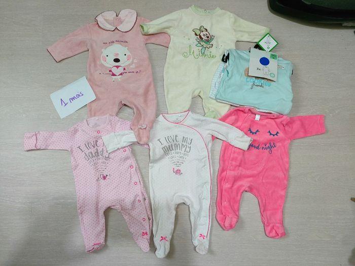 Lot de pyjamas 1 mois fille - photo numéro 1