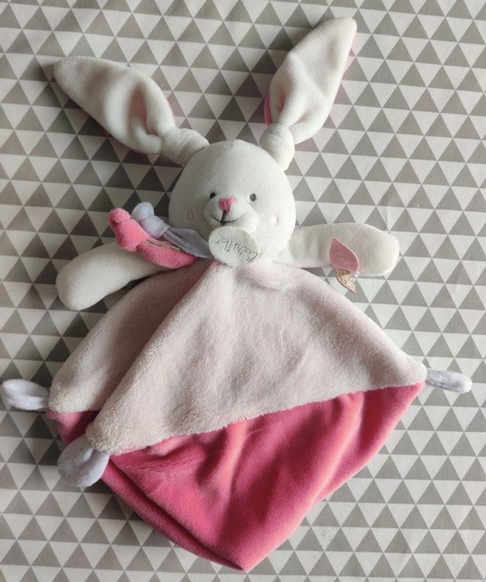 Doudou lapin neuf - photo numéro 1