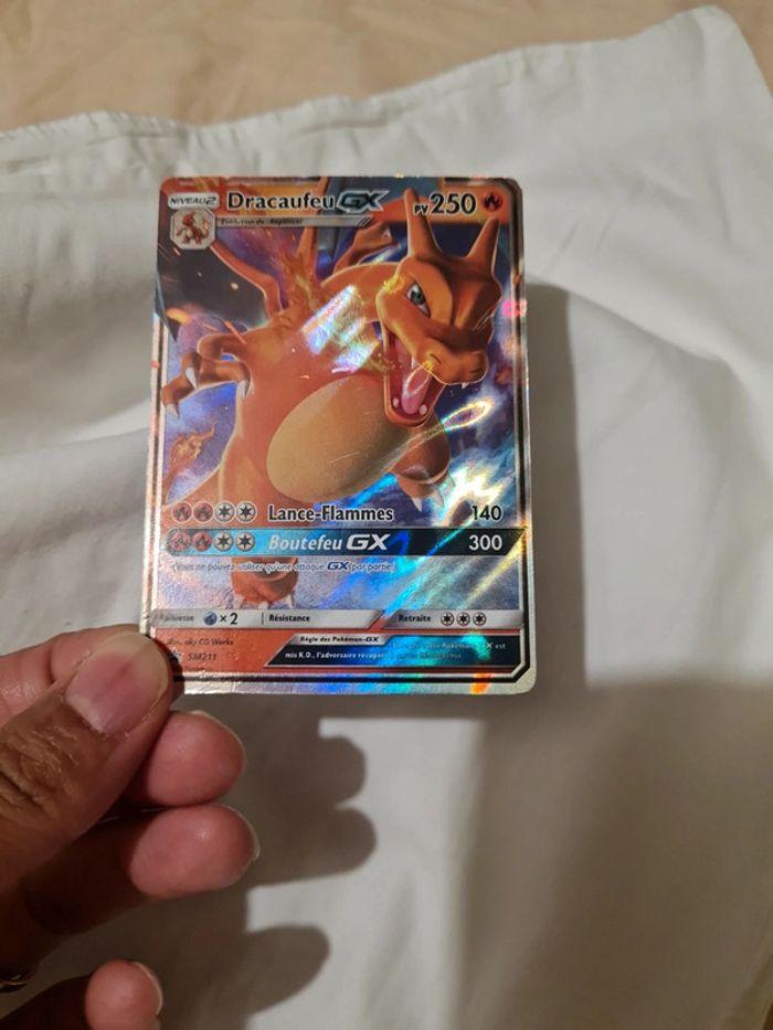 Carte pokemon dracaufeu gx très bon etat - photo numéro 3