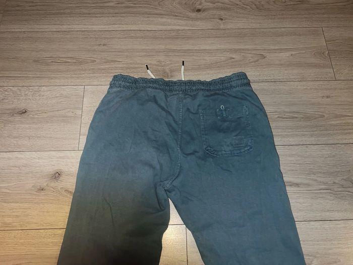 Très beaux pantalon Pull &Bear - photo numéro 4