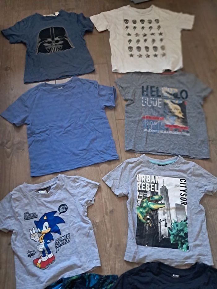 Lot t-shirt 4/5 ans - photo numéro 3