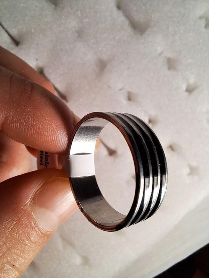 Bague acier inoxydable argentée - photo numéro 1