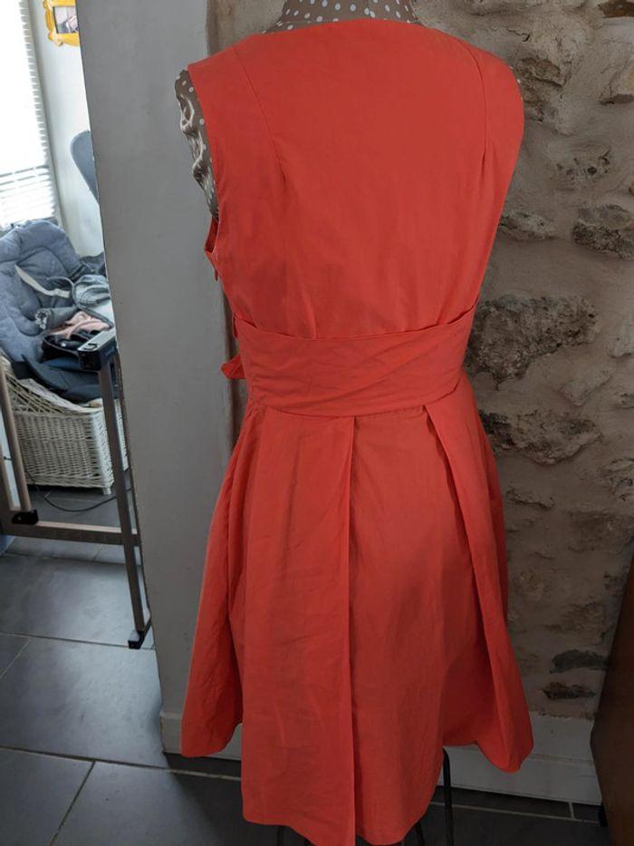 Jolie robe tara jarmon couleur corail taille 38 mademoiselle tara - photo numéro 4