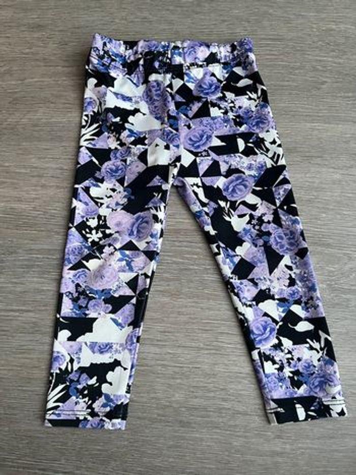 Legging fleuri Nike 24 mois - photo numéro 1