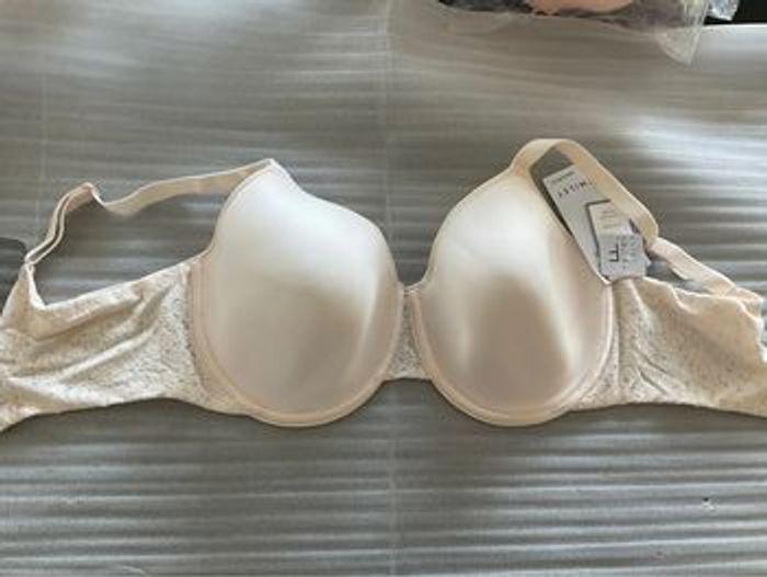 Soutien-gorge écru Femilet neuf - photo numéro 8