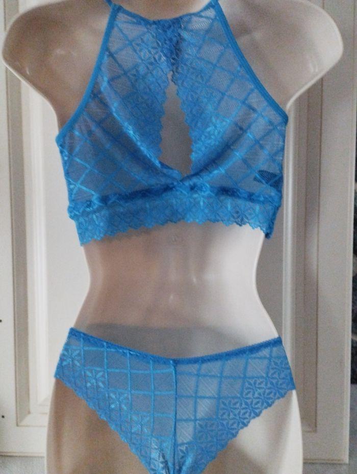 Ensemble de lingerie neuf triangle, bleu roi. - photo numéro 4