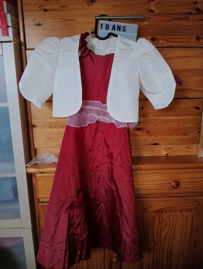 Robe Bordeaux MIPSIE et son boléro (gilet) écru 
10 ans - photo numéro 1