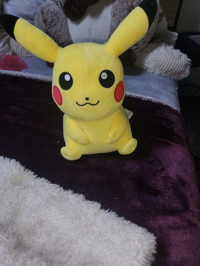 pikachu - photo numéro 1