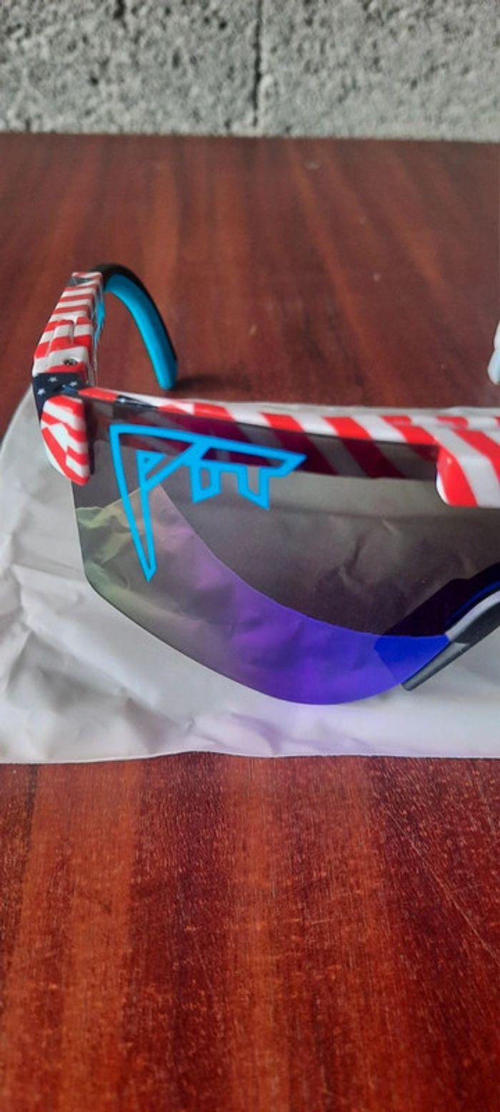 lunettes adultes Pit Viper
drapeau usa neuf - photo numéro 2