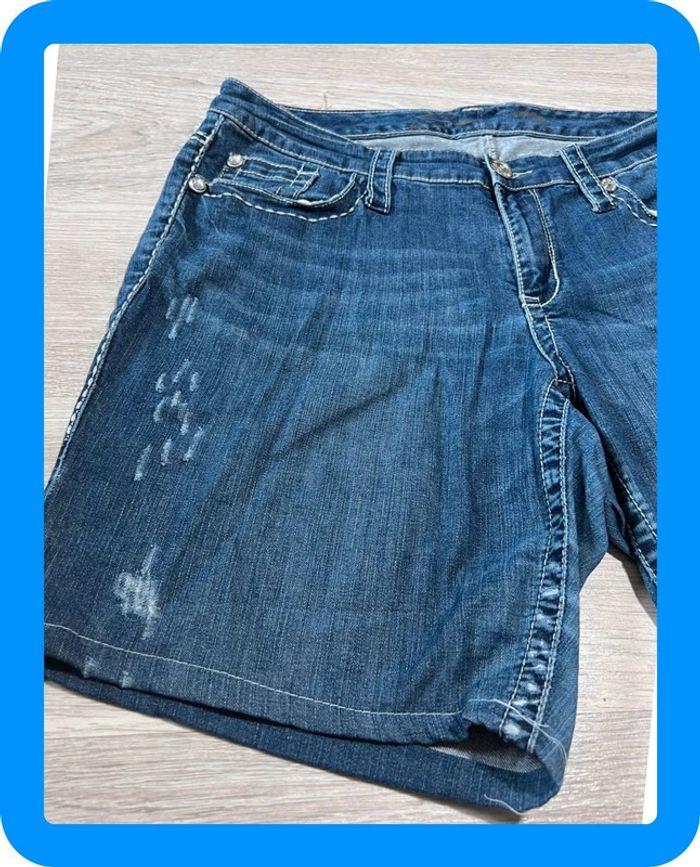 🩳 Short vintage brodé en jean Seven 7  Bleu Taille M 🩳 - photo numéro 17