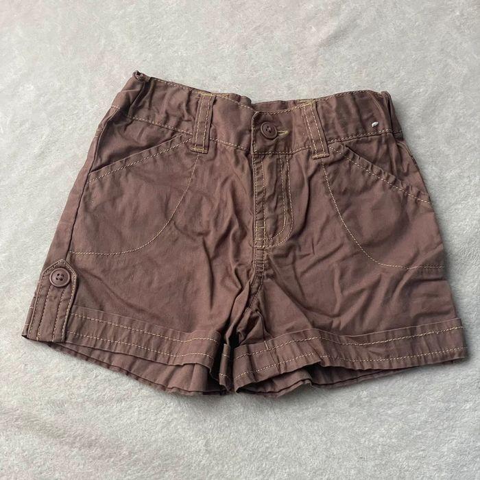 Short marron fille taille 3 ans - photo numéro 1