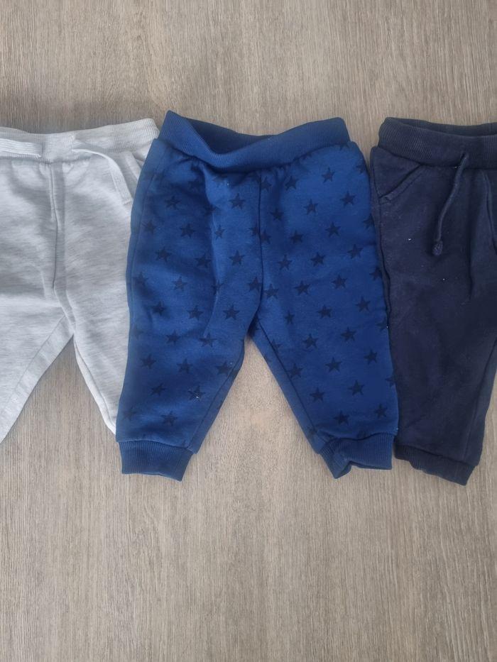 Lot de 3 joggings bébé 6mois - photo numéro 3