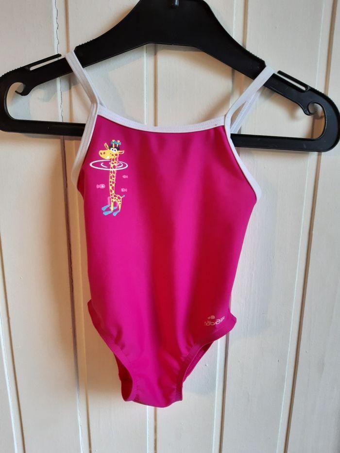 Maillot de bain Decathlon 2 ans.