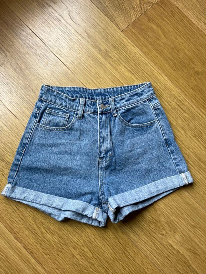 Short en jean Shein taille XS - photo numéro 1