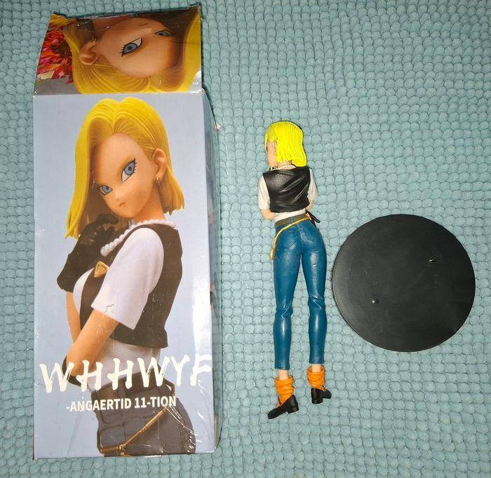 Dragon Ball C-18/ Cyborg 18 / Android 18 - photo numéro 4