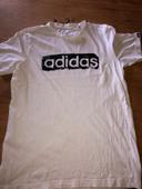 T-shirt adidas