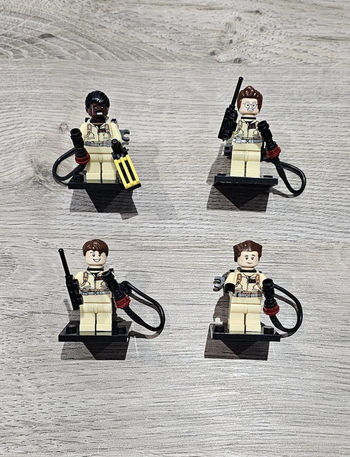 Lot de 4 minifigurines Ghostbusters (compatible Lego)