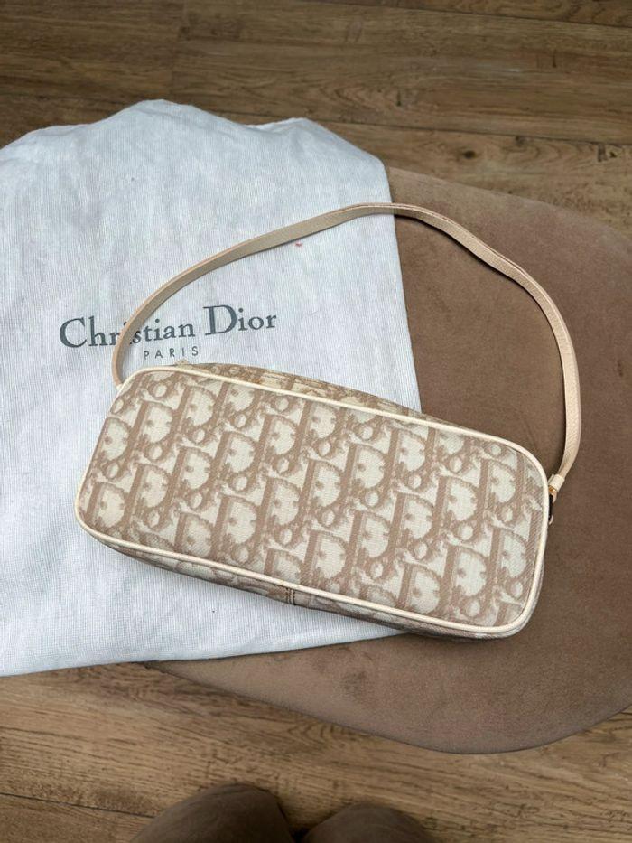 Sac Christian Dior vintage monogramme et brodé fleurs - photo numéro 8